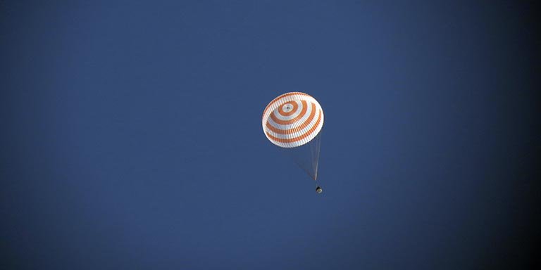 soyuz landing expedition